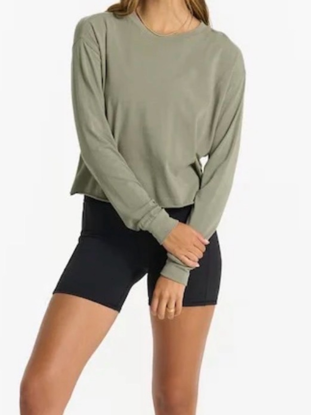 Vuori Long-Sleeve Coast Tee Cropped Raw Hem Sage Green Azure Medium M